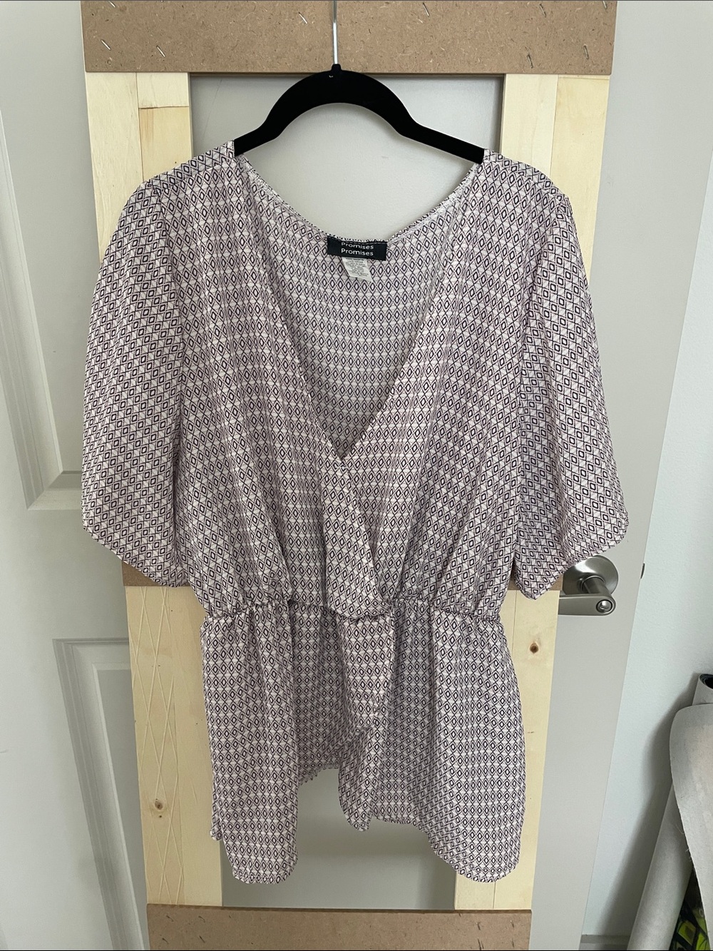 Promesa Mauve Printed V-Neck Peplum Tunic